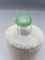 OVAL GREEN AVENTURINE RING 25X18 on a white background.