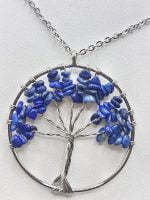 Collana COLLANA ALBERO DELLA VITA LAPISLAZZULI in argento con pietre di lapislazzuli.