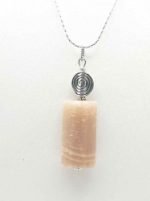 Sun stone pendant pendant, pink.