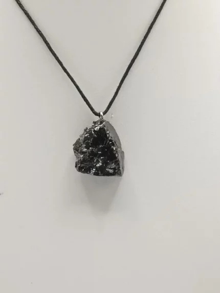 ciondolo di shungite elite